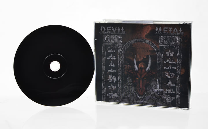 Red is the Color of Ripping Death | NUNSLAUGHTER
