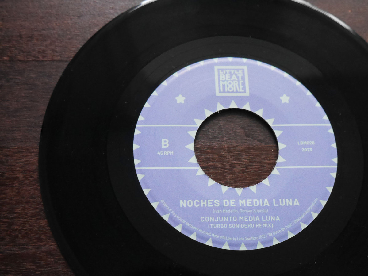 Noches de media luna / Noches de media luna (Turbo Sonidero Remix