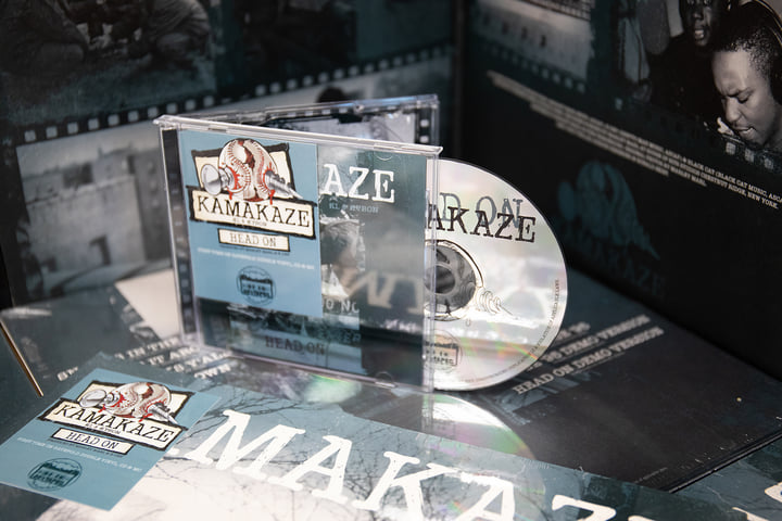 定期入れの Kamakaze | On Head | Tapes 90s 洋楽