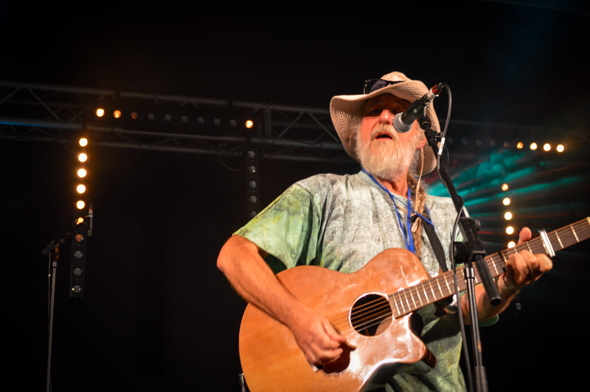 Andy ROBERTS★NINA & THE DREAM TREE UK PE My02Njg4LmpwZWc.jpeg