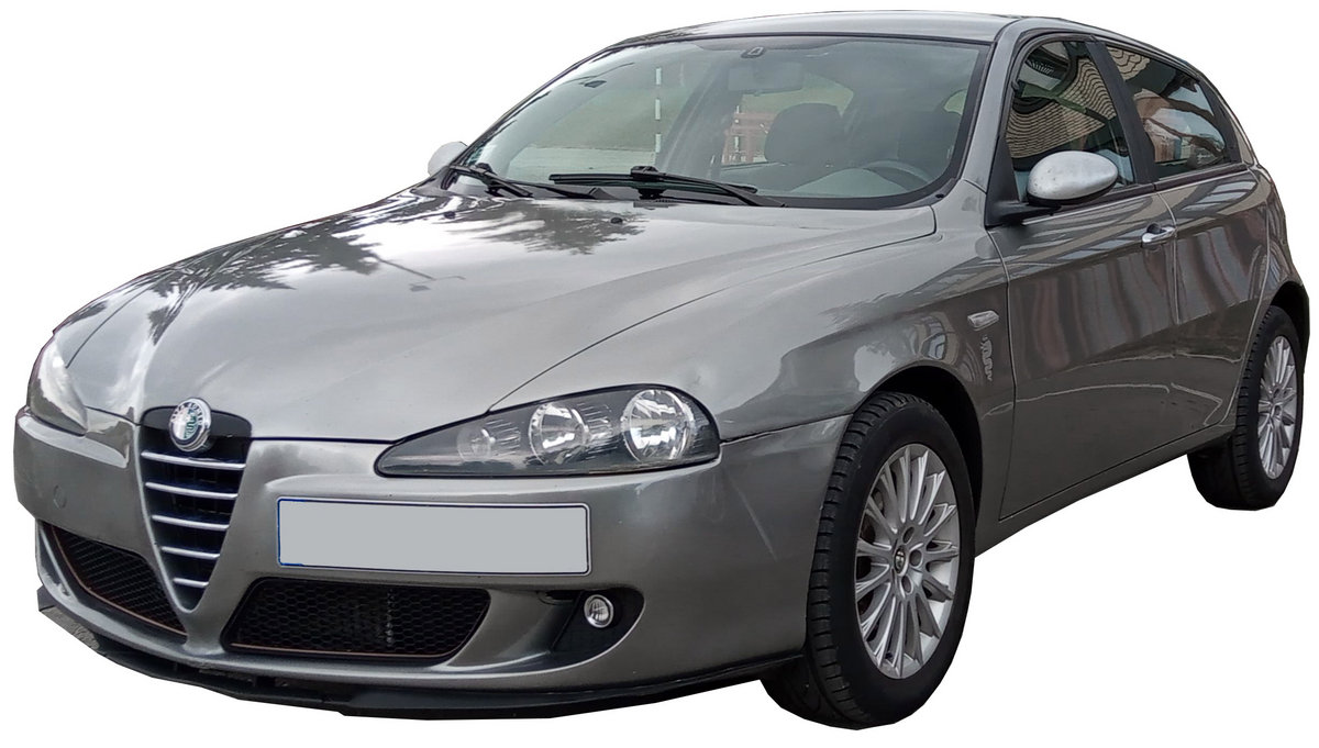 Alfa Romeo 147 2004 Compact Car photo detail