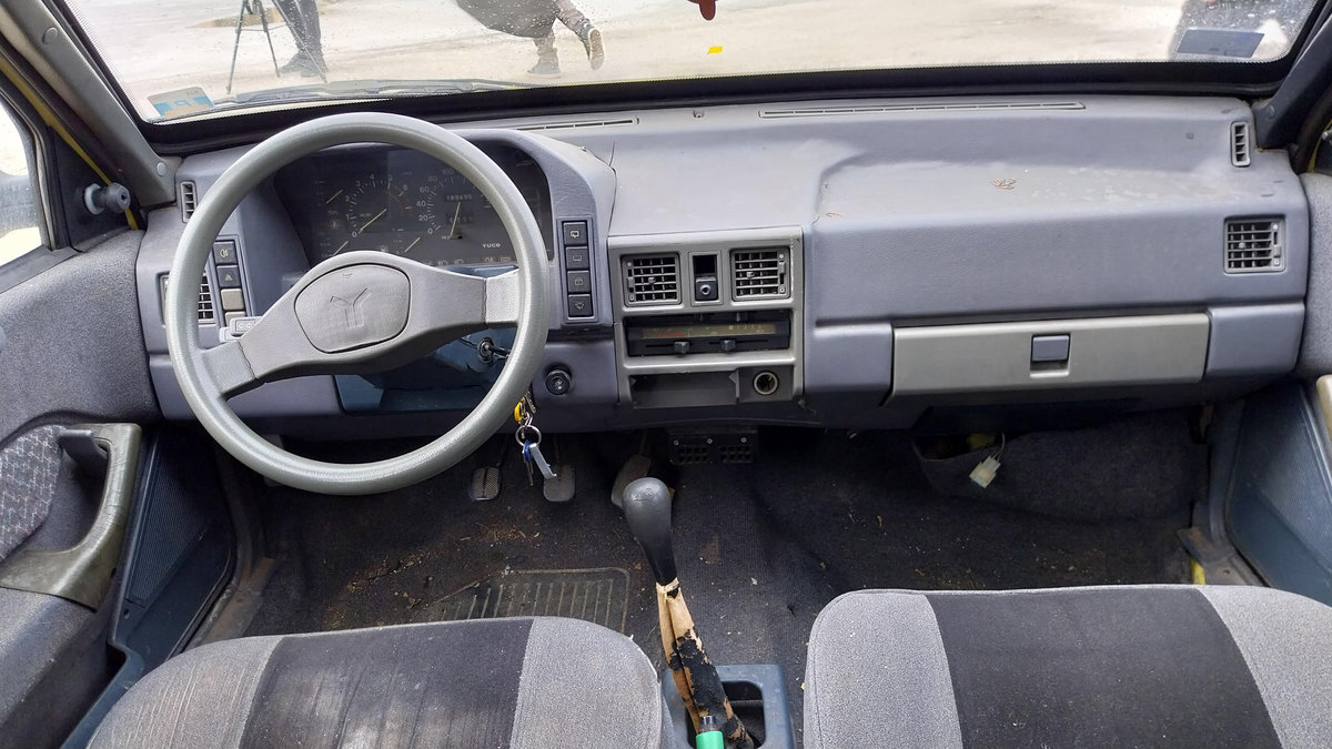 Zastava Florida 1988 Compact Car photo detail