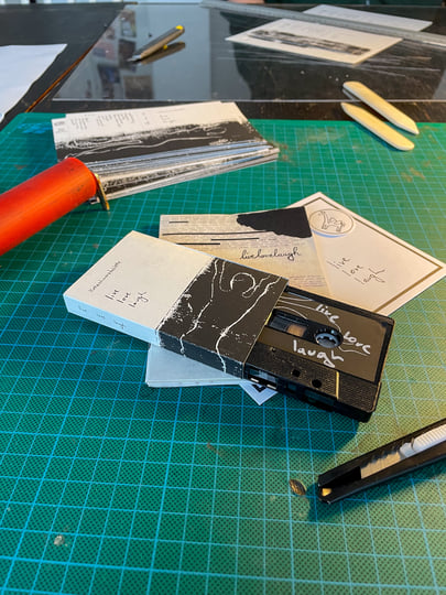 live love laugh | kotzschmerztablette