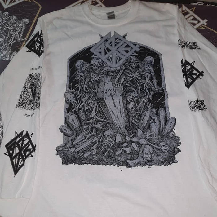 Urn Longsleeve white