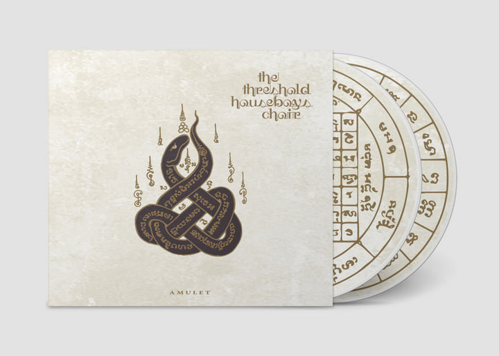 luz cd Reflexión amulet Q&A labyrinth Amulet | The Threshold Houseboys Choir (Peter 
