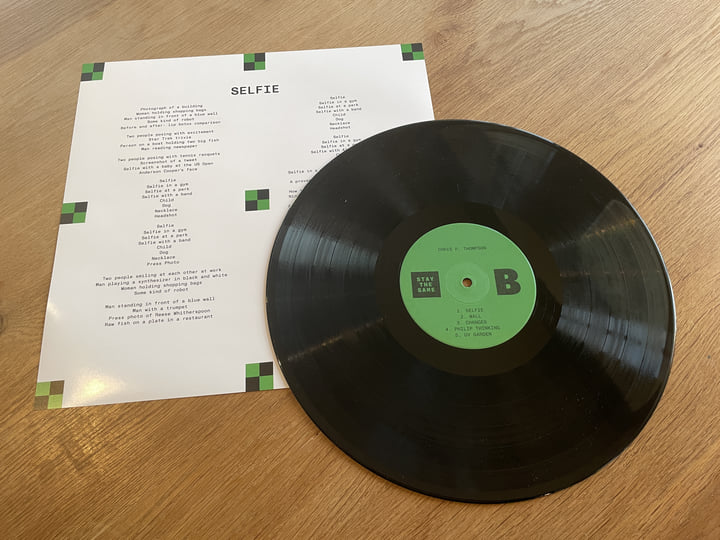 We don't have the same dream  アクリル 紙 I Miss Mixtapes / Crewneck / Cassette / Dos – Norman Sann l