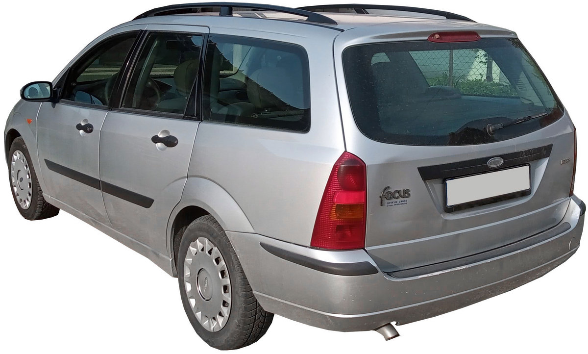 Ford Focus 1998 Compact Car photo detail