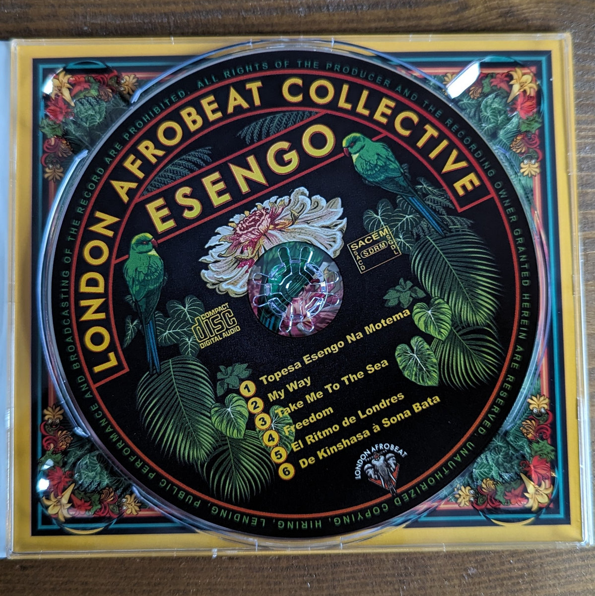 【中古】 Essential Afrobeat Afrobeast_BASS_LOOPS_800x1245_