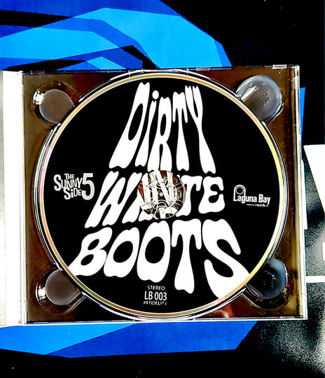 Dirty White Boots | The SunnySide 5