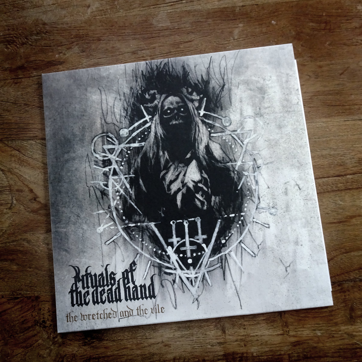 V系★R指定★The dead world★CD★音源★バンド★ヴィジュアル系 V系☆R指定☆The dead world☆CD☆音源☆バンド☆