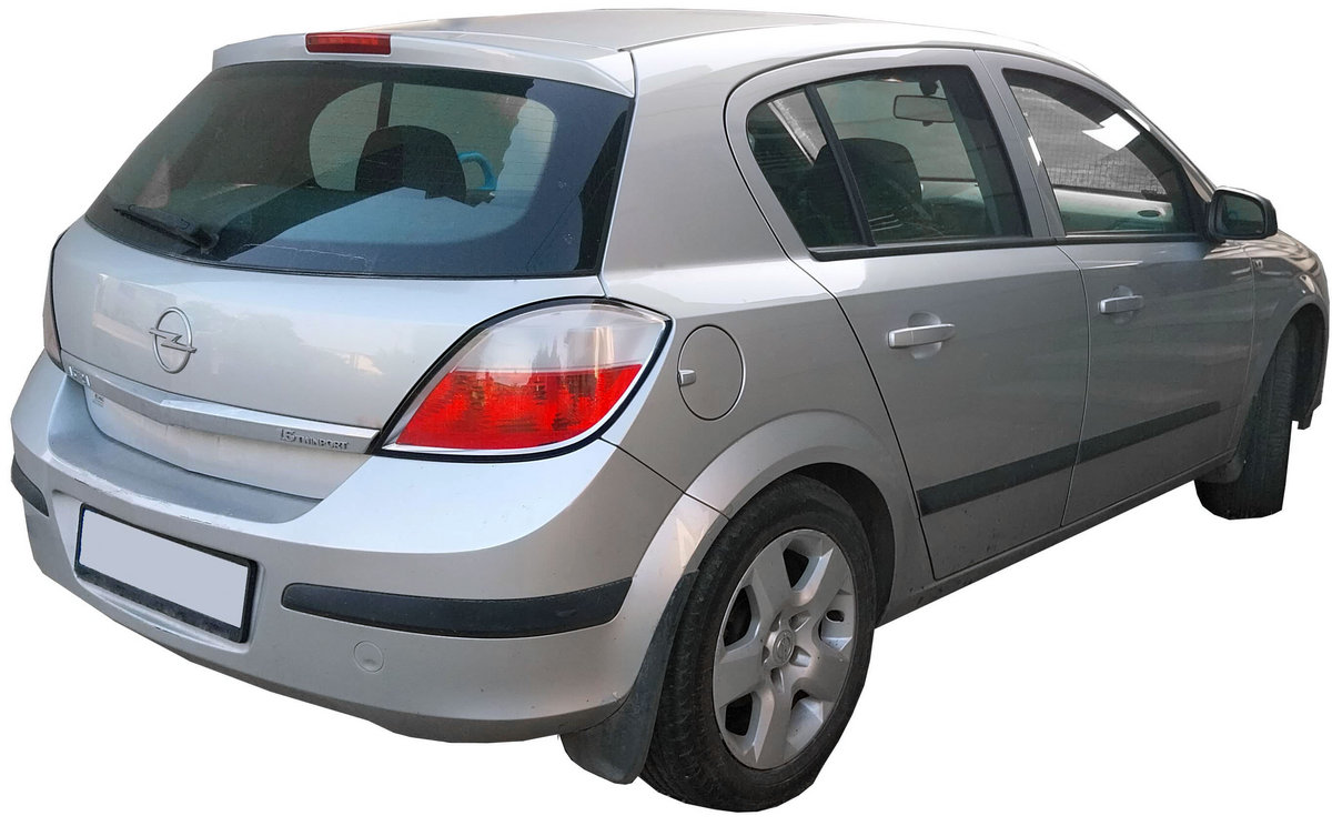 Opel Astra H 2004 compact car photo detail