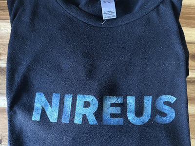 Nireus Plumes Blue T-shirt main photo