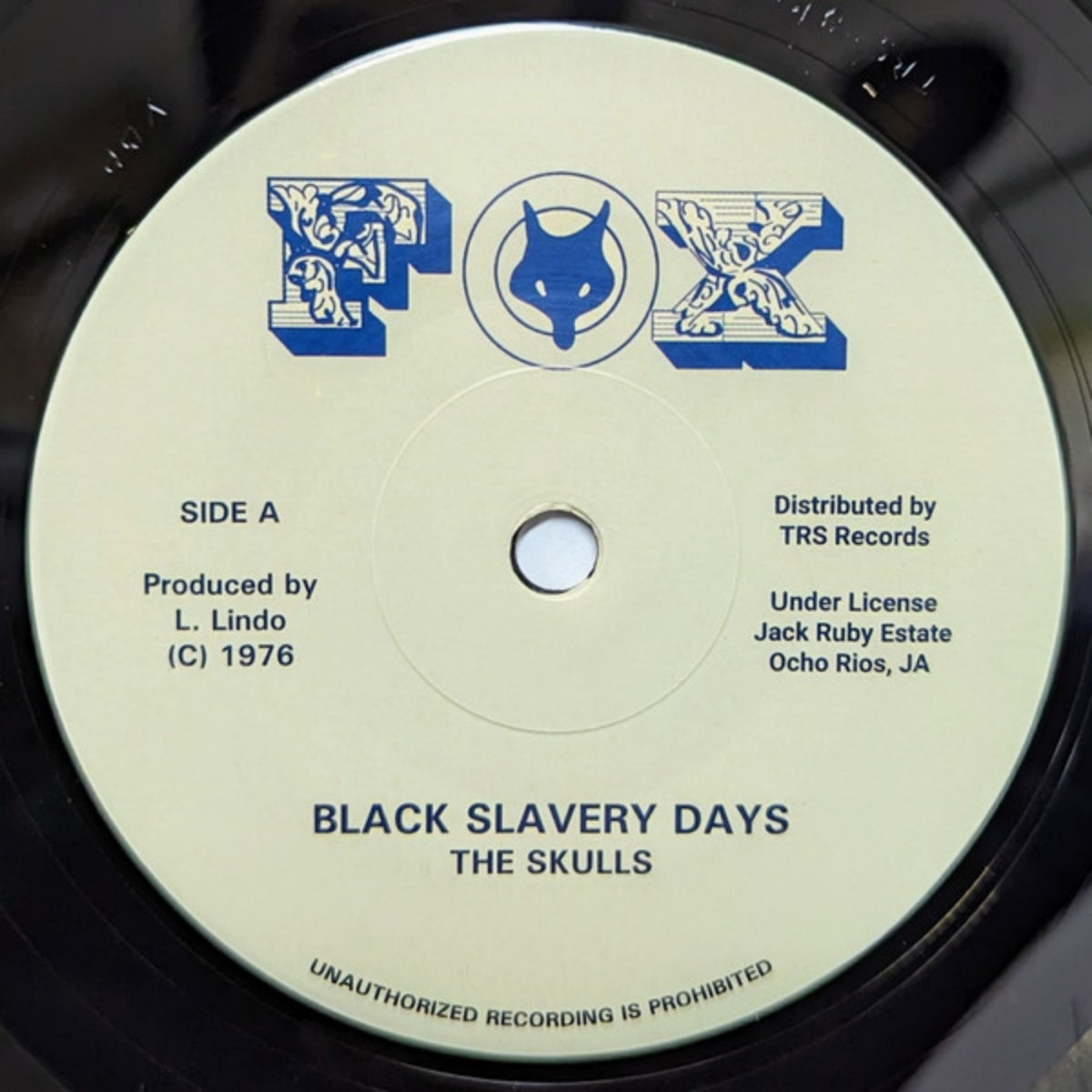 英12” Black Skull A Black Slavery Day HS01 Two-Can Records, Hornin Sounds /00250 Black Skull – A Black Slavery Day – Vinyl (Picture sleeve