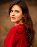 Halie Loren photo