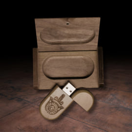 Znousland 4 in Walnut USB Box + Discography, image 4