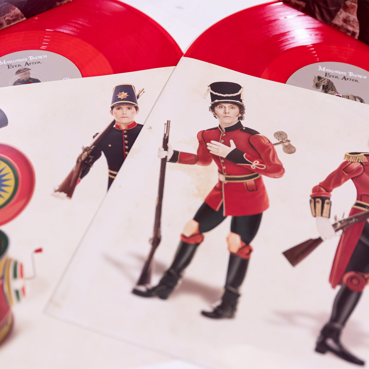(CD)Ever After／Marianas Trench Mi03NzA2LmpwZWc.jpeg
