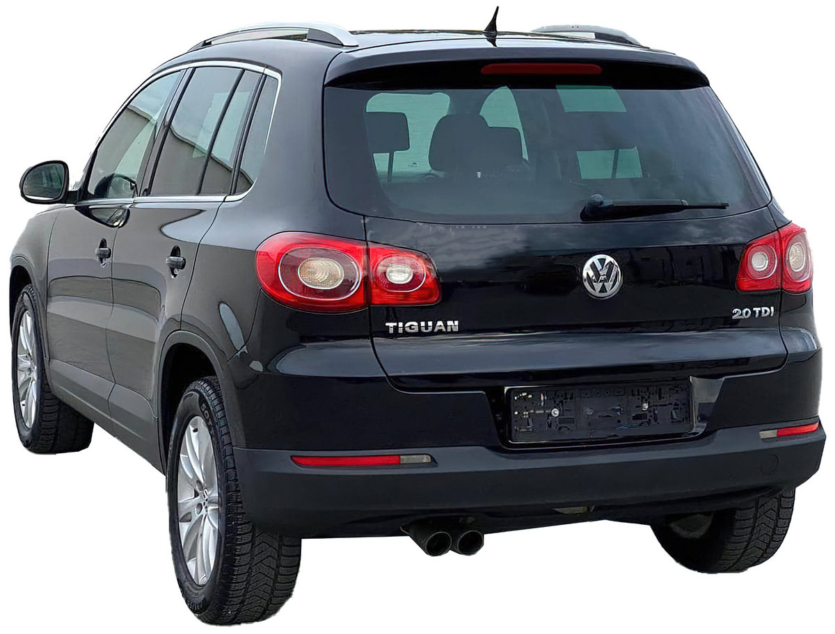 Volkswagen Tiguan 2007 compact crossover SUV sport utility vehicle photo detail