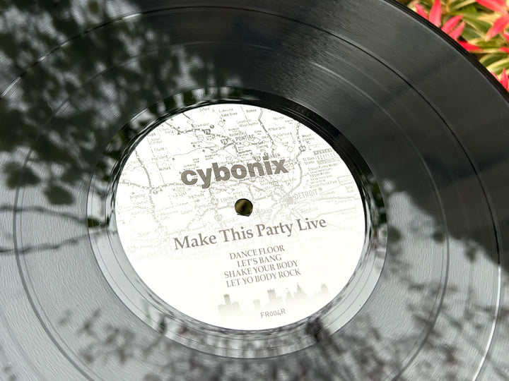 バンドスコアREACTION YOU HATE A PARTY SO sddefault.jpg