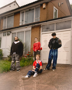 Boy Bleach — Photo