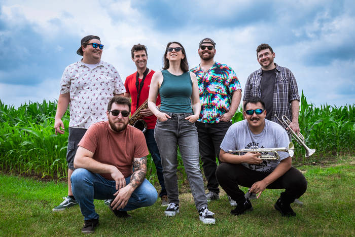 Bumsy and the Moochers — Photo