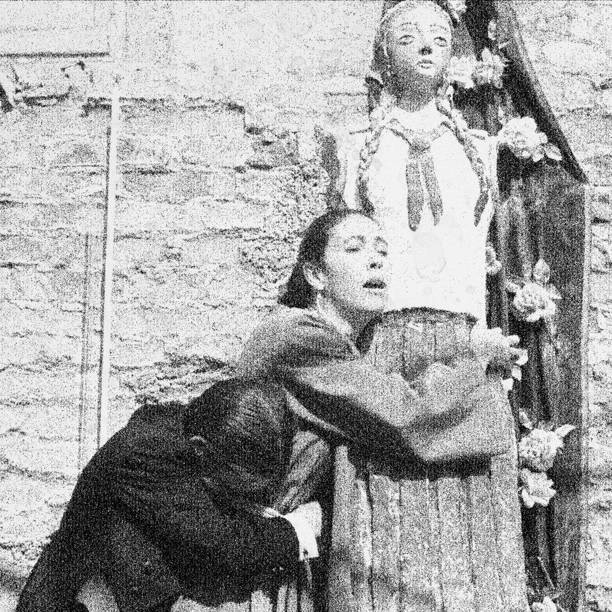 My Life Was a Collapsing Building | Angel B / Hannah W | Female Stint