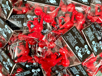 TOY - SNOOPER X PRISON AFFAIR - RED | Prison Affair
