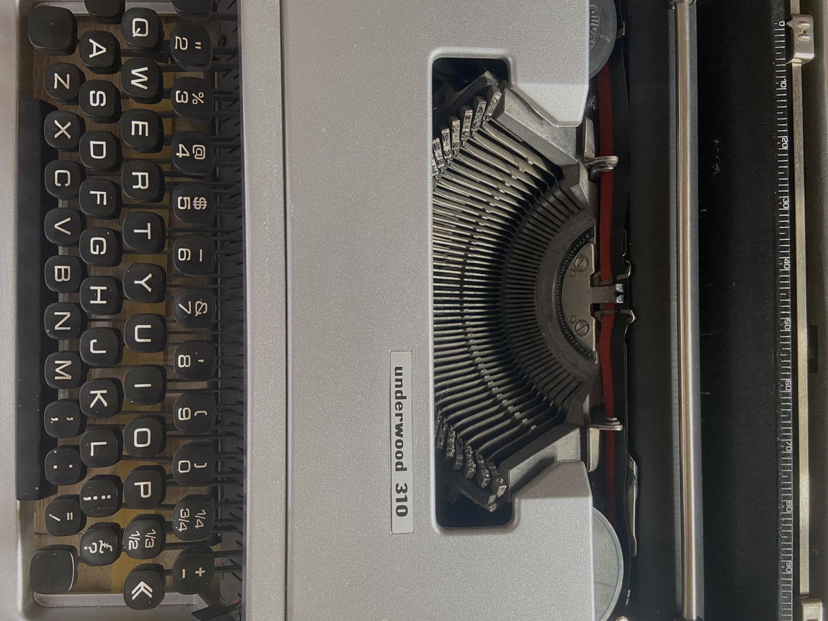 typewriter in the rain | Sun Yizhou | Aloe Records