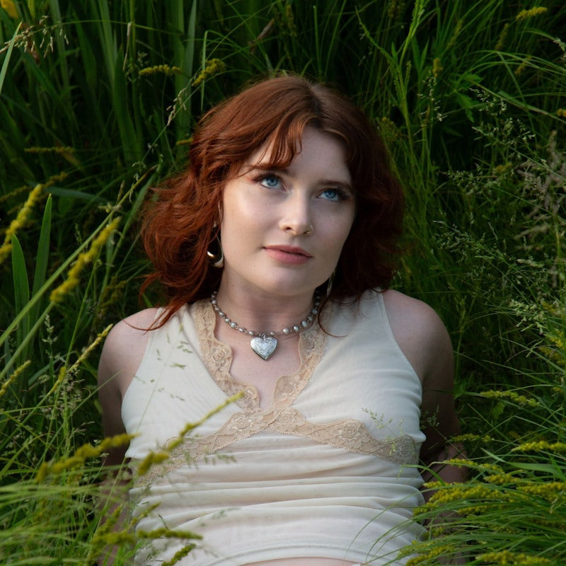 girls-gotta-yearn-hannah-frey