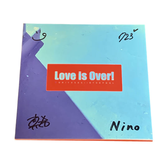 Love is Over! | MoritaSaki in the pool