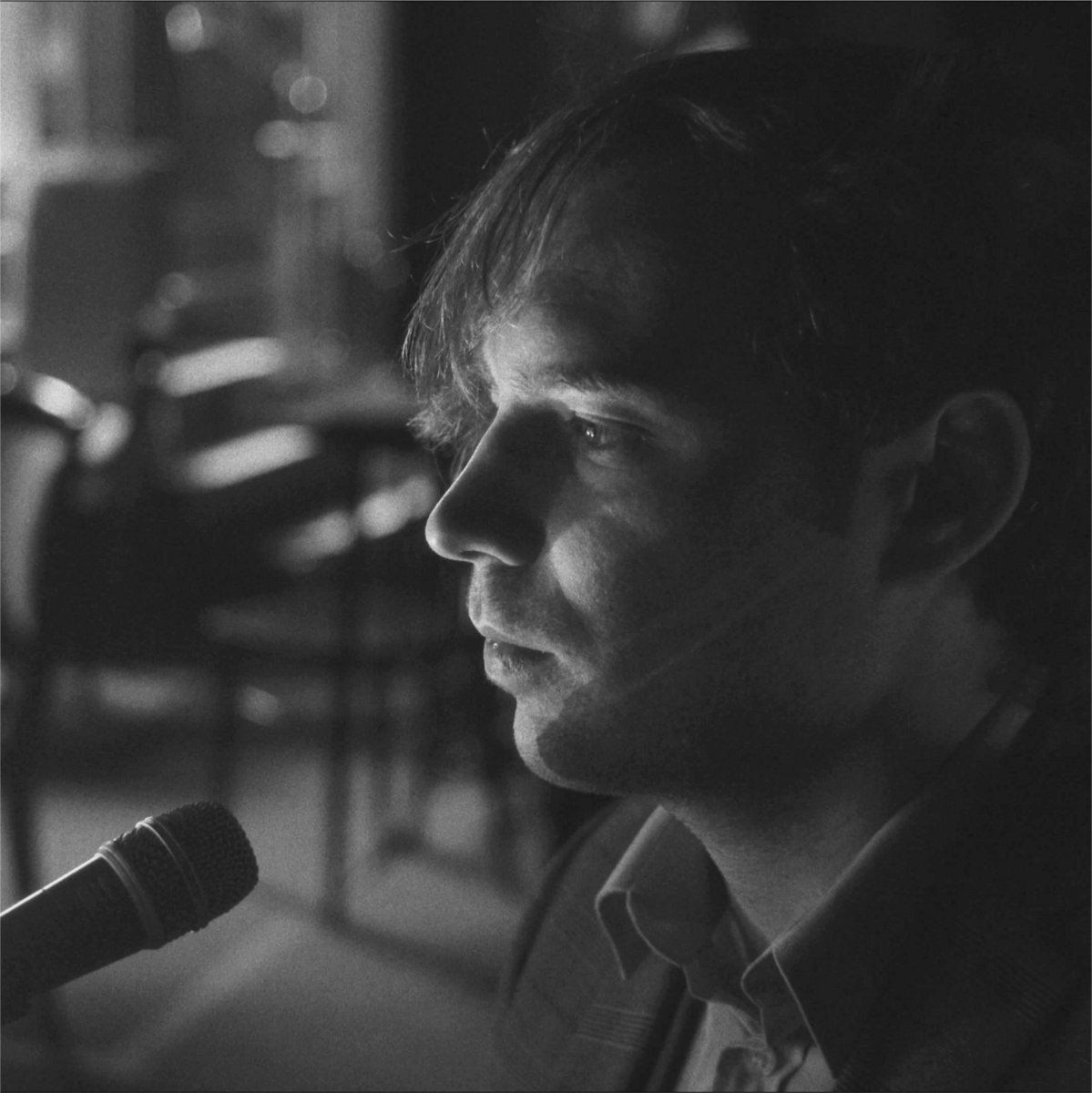 Un Écho Du Temps Artem Khaustov