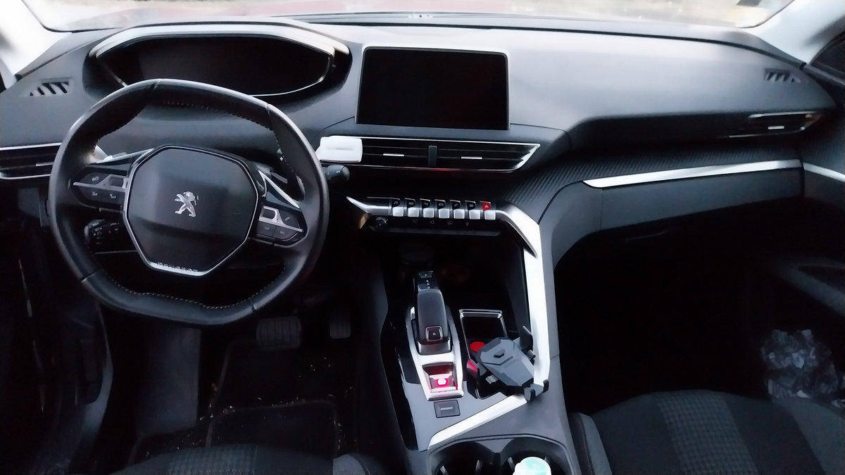 Peugeot 3008 2016 compact crossover SUV sport utility vehicle photo detail