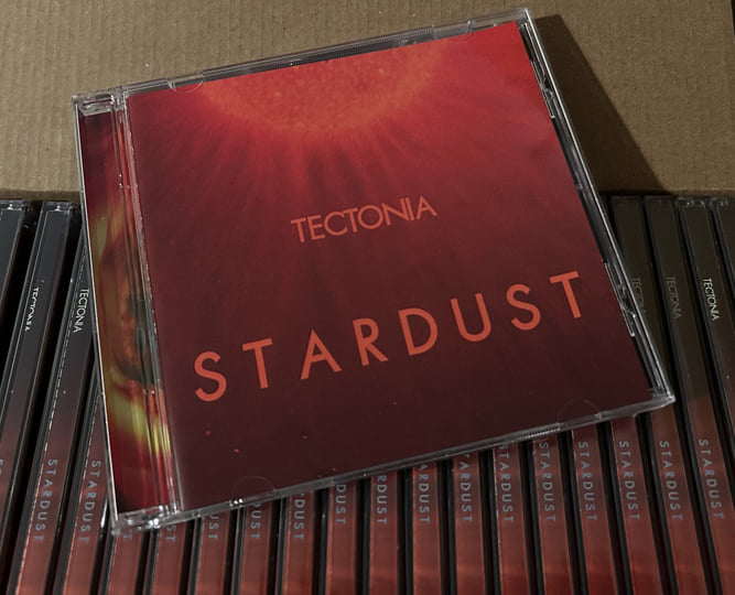 Stardust | Tectonia