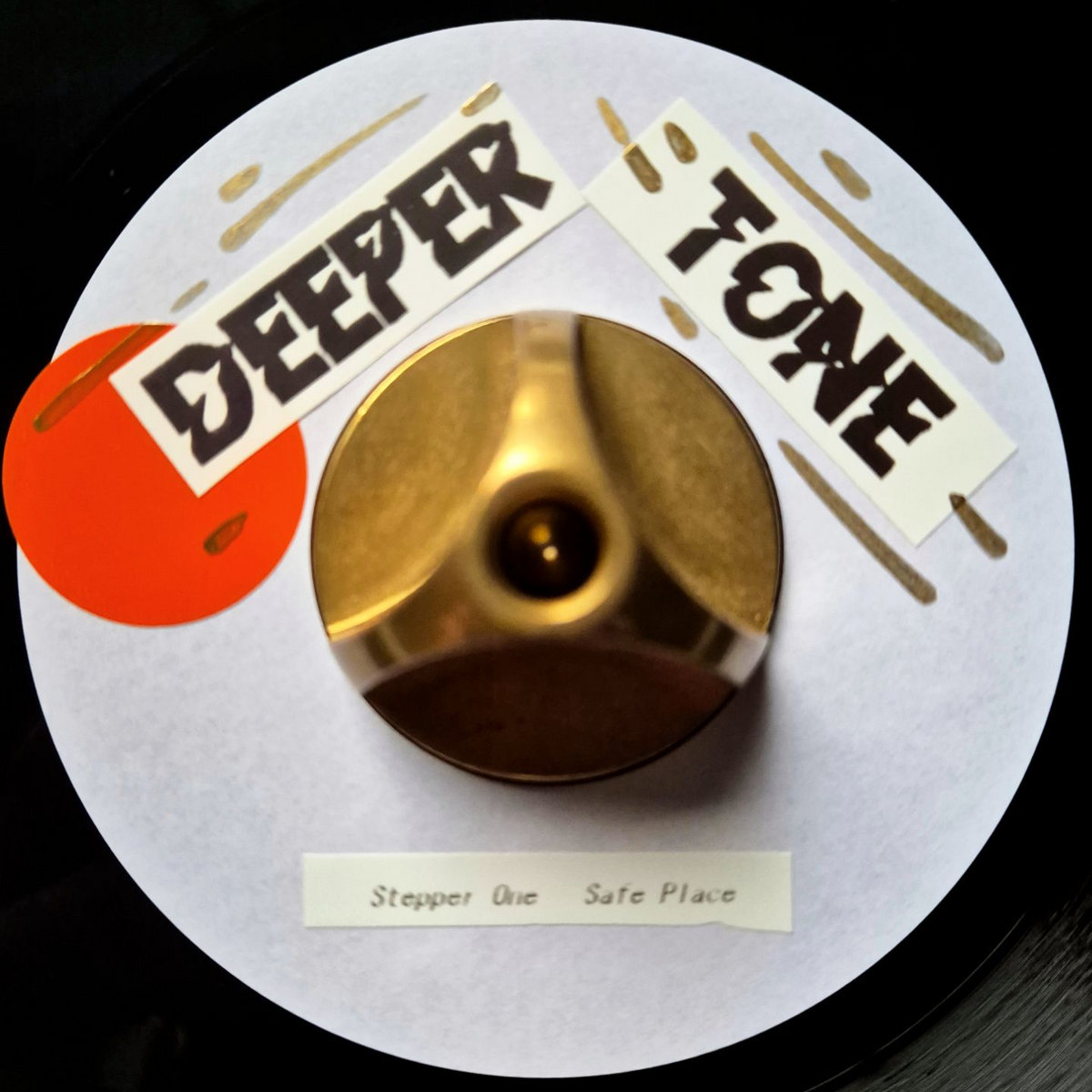 Stepper One - Safe Place (Limited 7" Polyvinyl) (Deeper Tone Records)