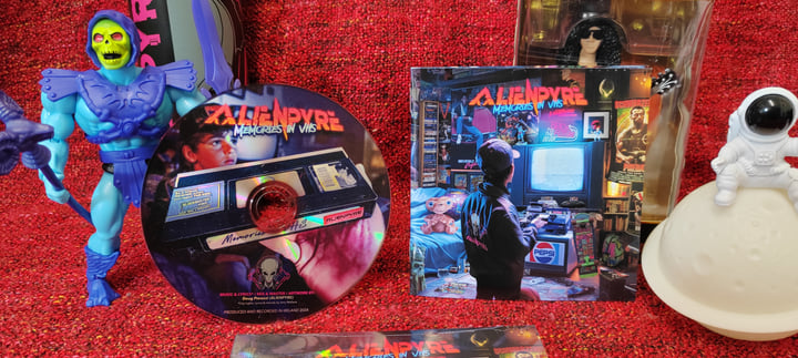 Memories in VHS | ALIENPYRE