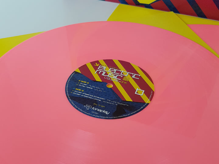 World Famous ‎- Pulsar 814 12inch レコード Pulser Presents ELECTRIC MUSIC Volume One | Pulser