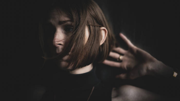 Aria Bare — Photo