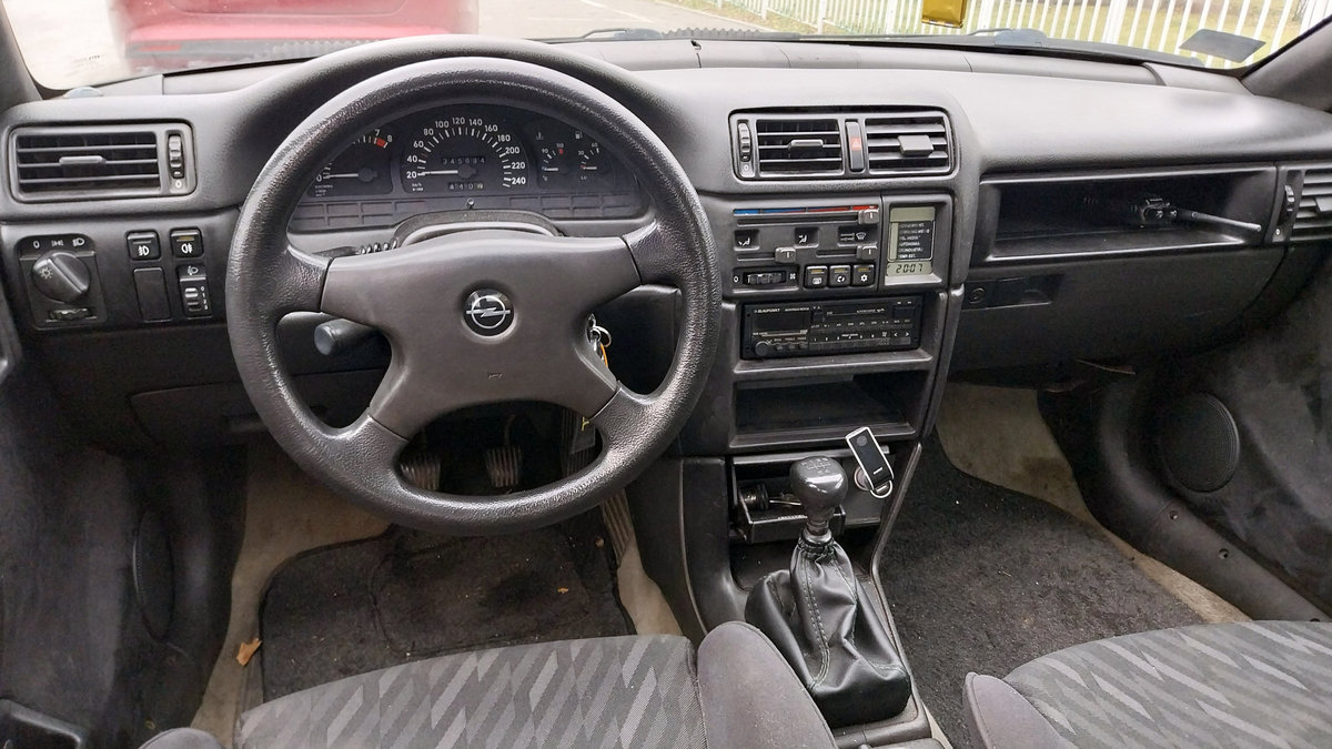 Opel Calibra 1989 Sport Compact Car photo detail