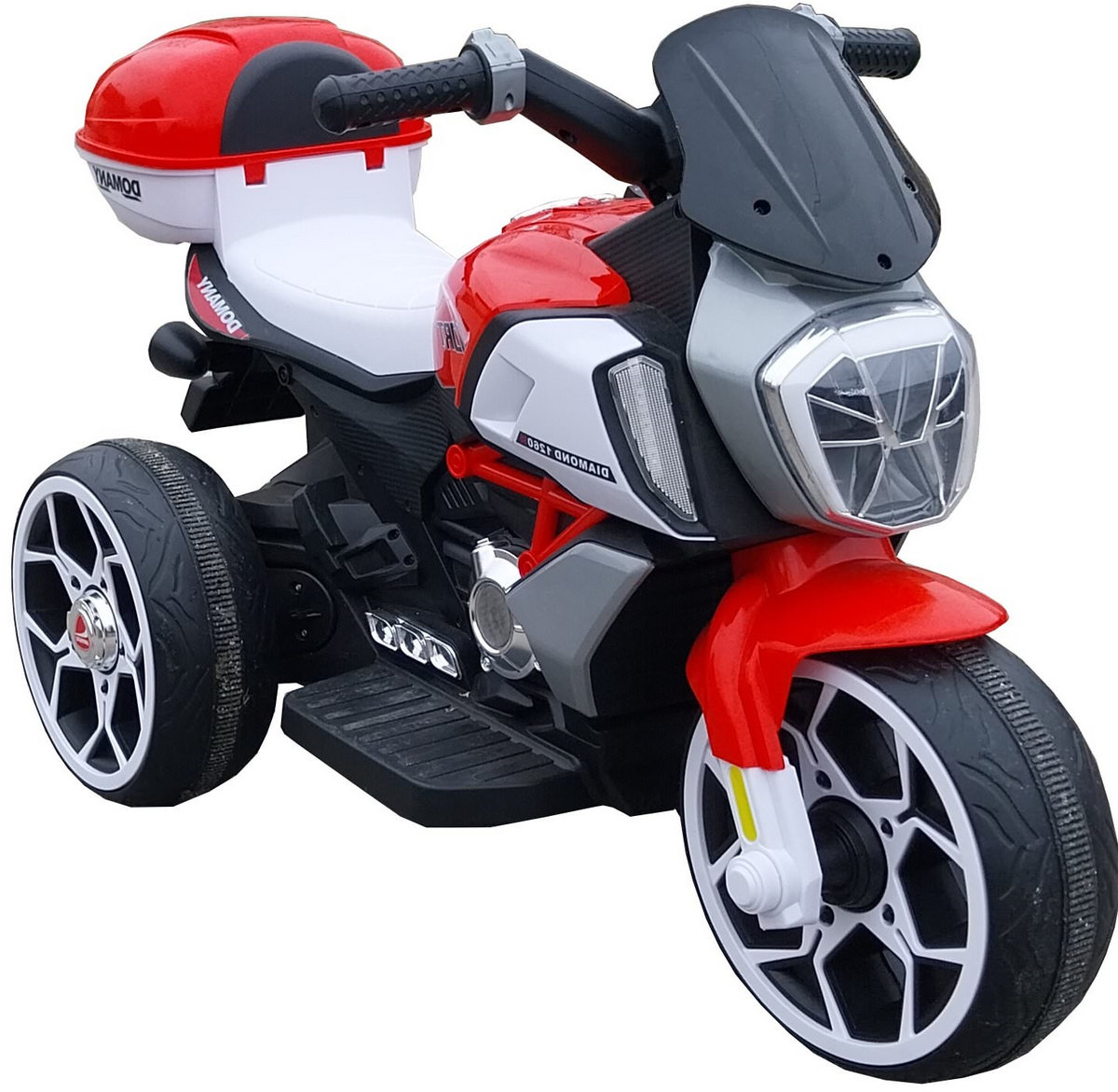 Domany Diamond 1260s 2024 Electric Ride On Toy Tricycle photo detail
