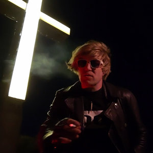 Music | Waves On Waves After Dark