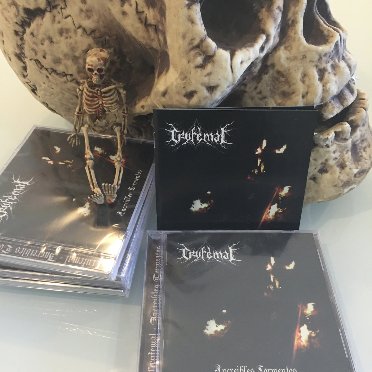 Increibles Tormentos | Cryfemal | Mercenary Musik