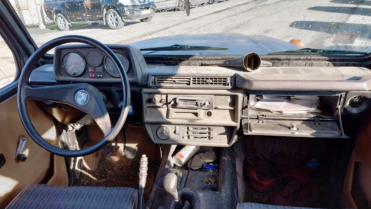Puch G 1979 military off-road SUV sport utility vehicle photo detail