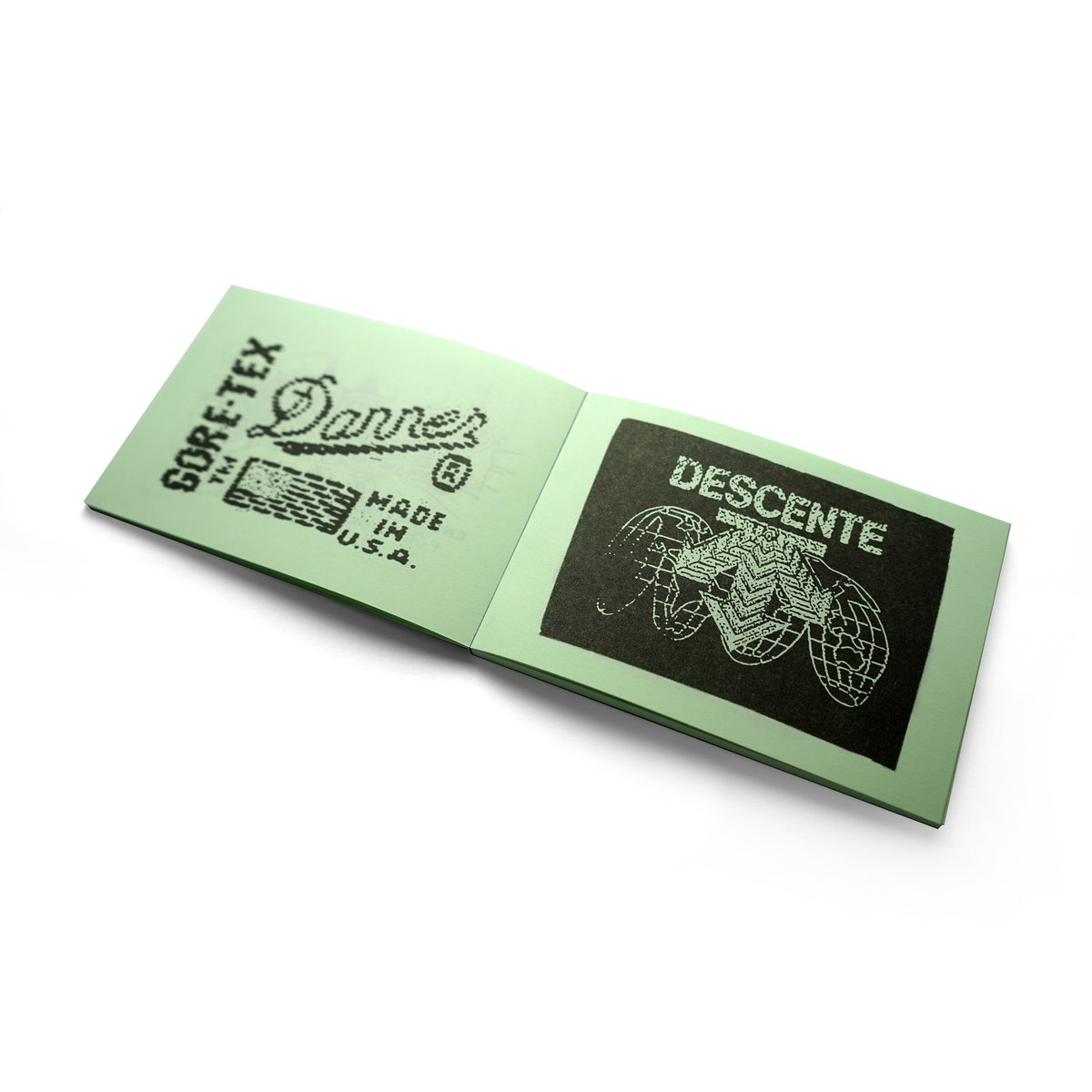 KFAX18 - OUTDOOR BRAND NECK LABELS | Klasse Wrecks