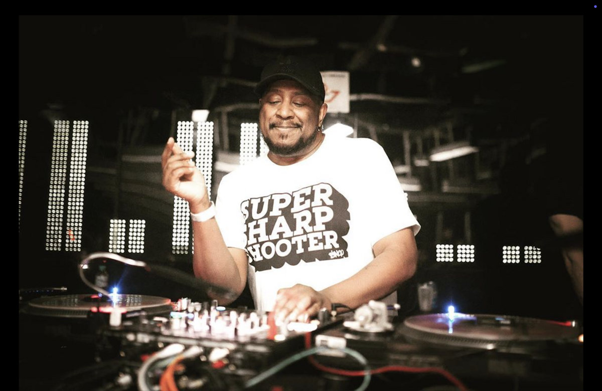 super sharp shooter t-shirt (classic design) | dj zinc