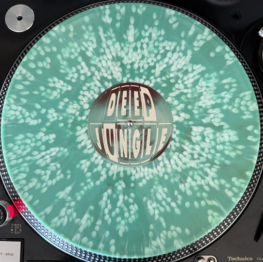 DAT098 Harmony - Burn It Down / Room To Move | Harmony