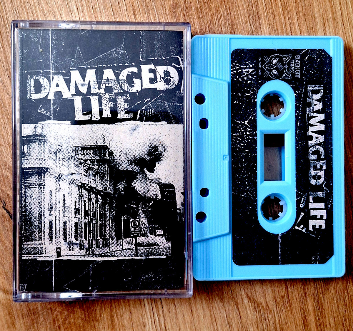 s/t EP | Damaged Life