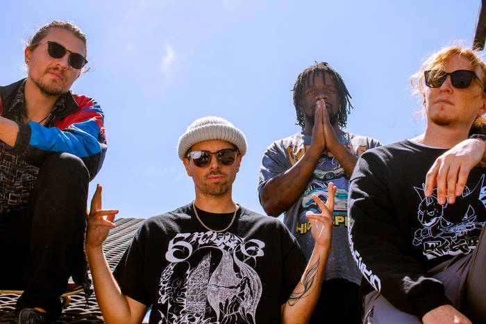 BIG TRIPPIN | BIG TRIPPIN