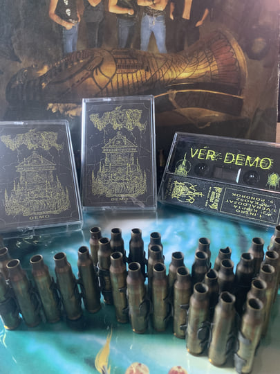 DEMO | VÉR