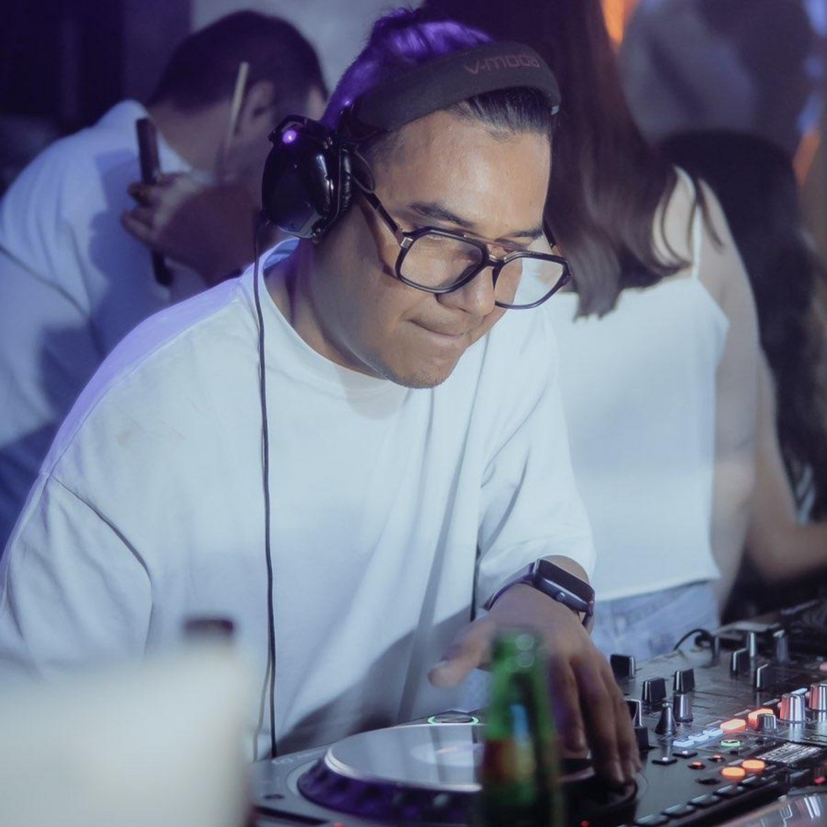 Music | SxLZxR