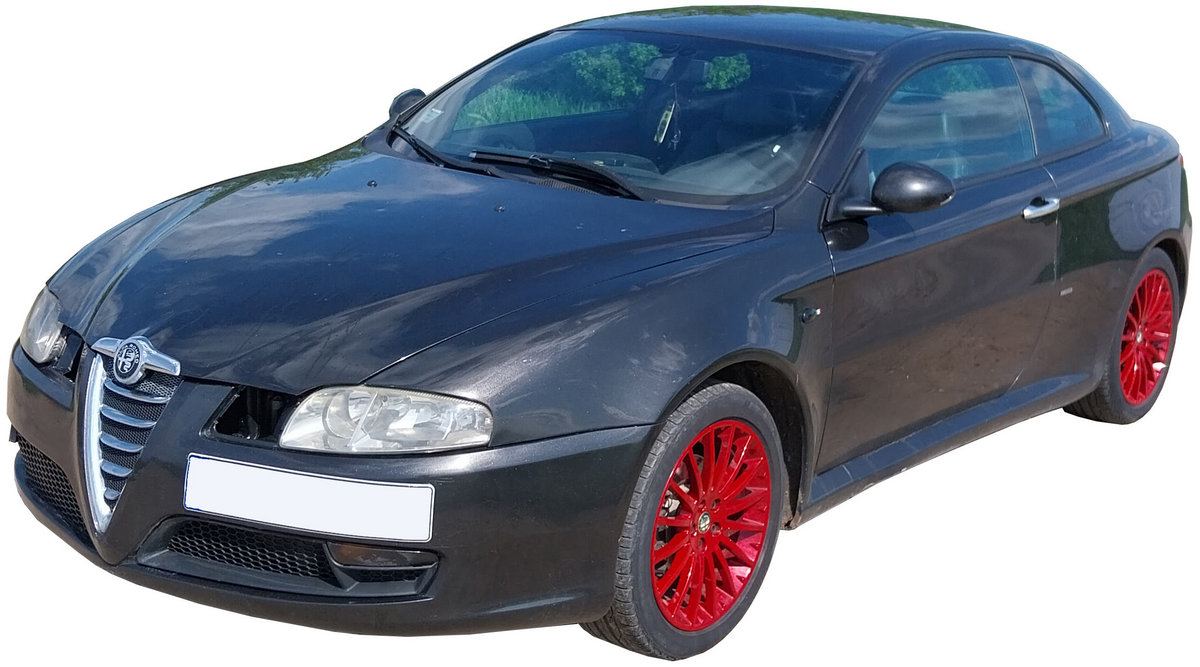 Alfa Romeo Gt 2003 Sports Car photo detail