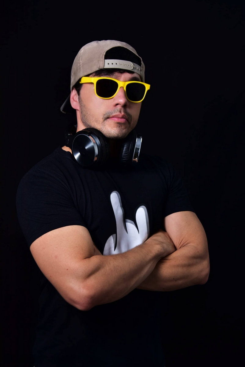 DJ Well Corr